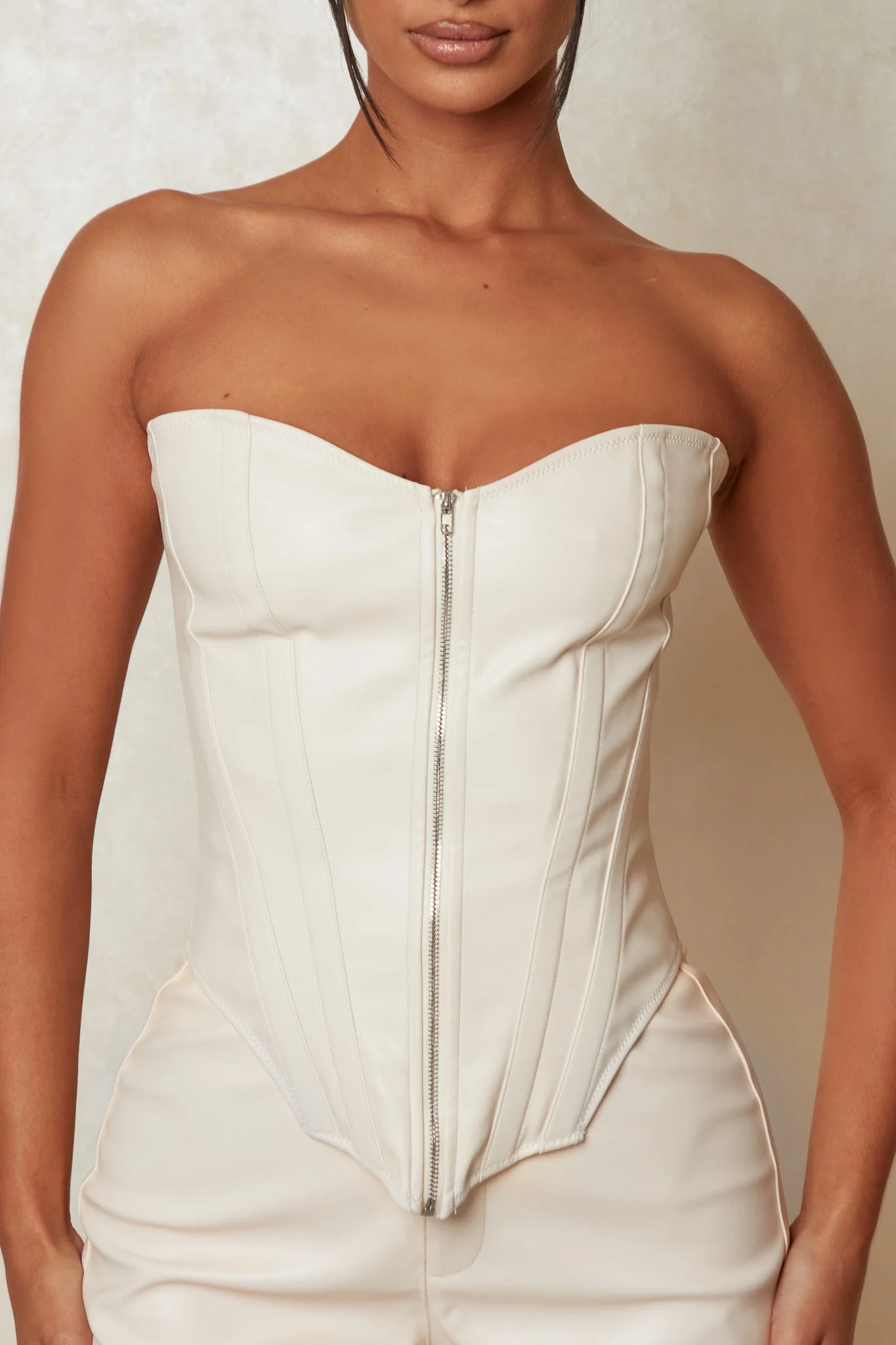 The Cinch Corset in Cream - Image 3