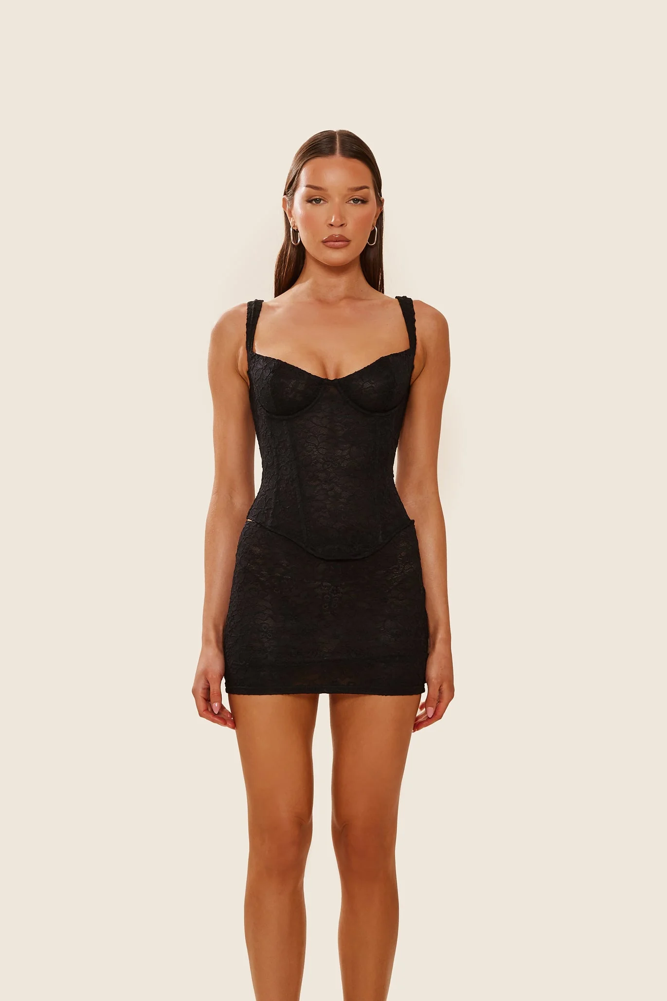 The Cinched Lace Corset in Black - Image 10