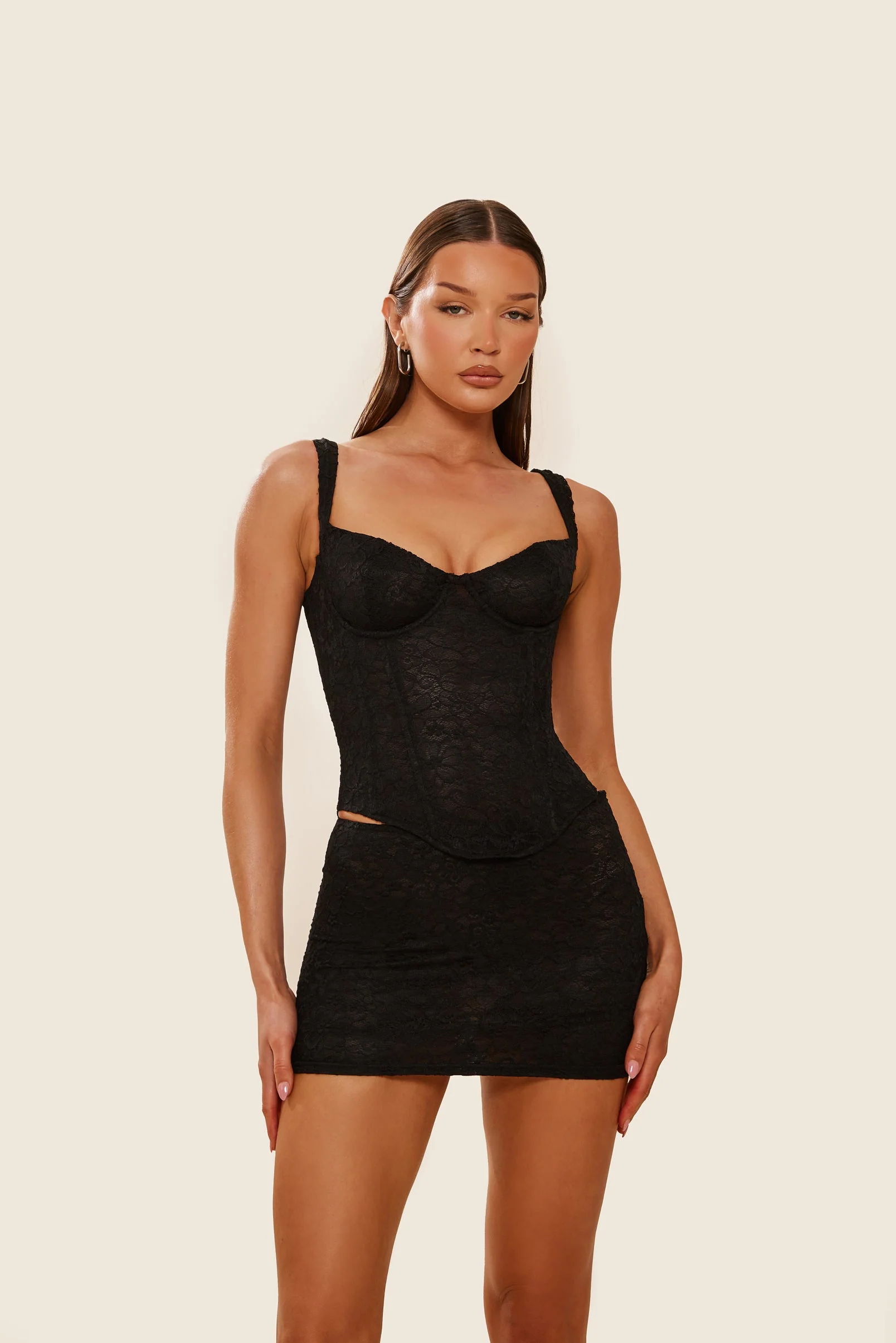 The Cinched Lace Corset in Black - Image 6