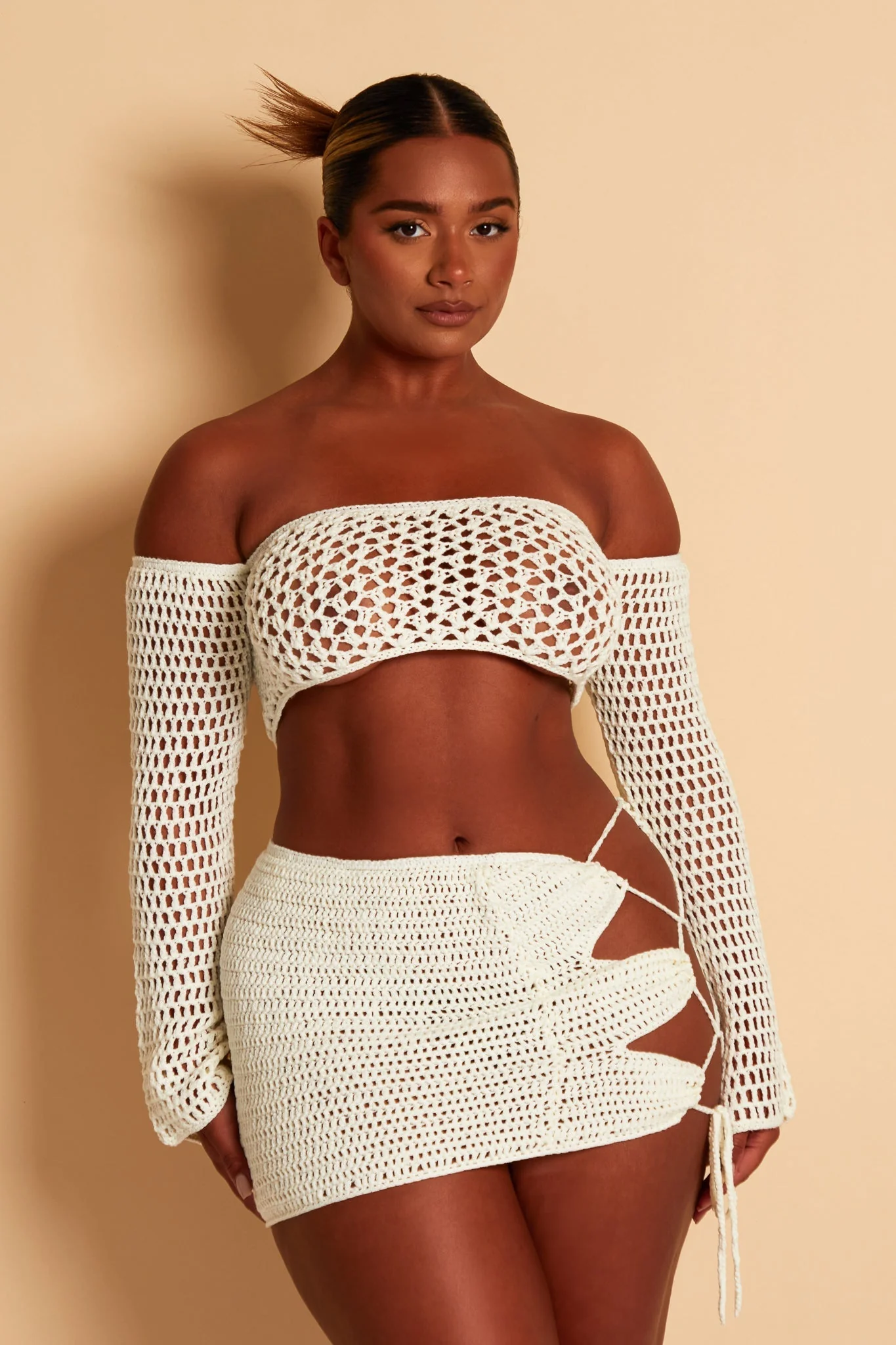 The Crochet Set in Cream - Image 6