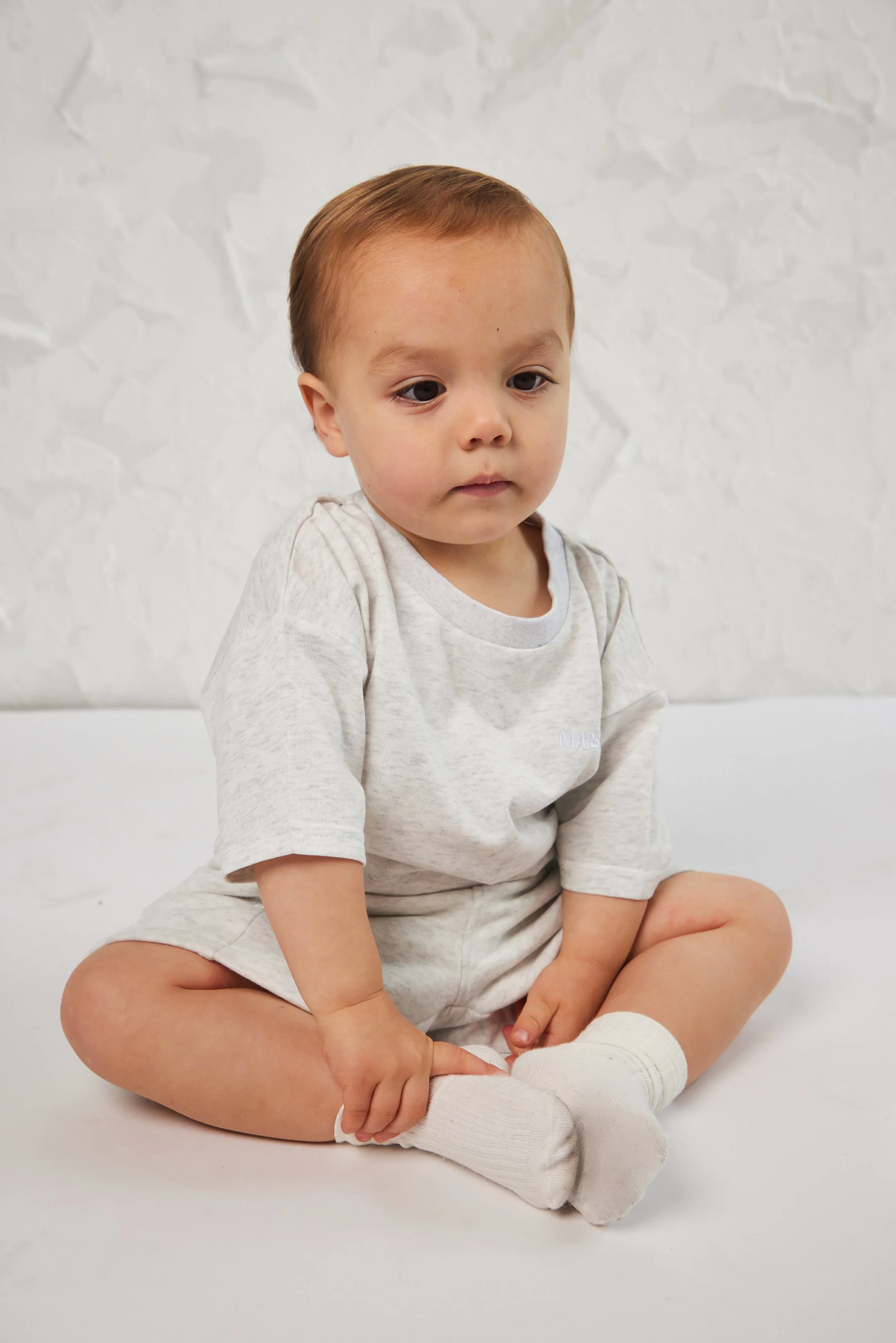 The Kids Essentials Shorts in Marl Grey - Image 5