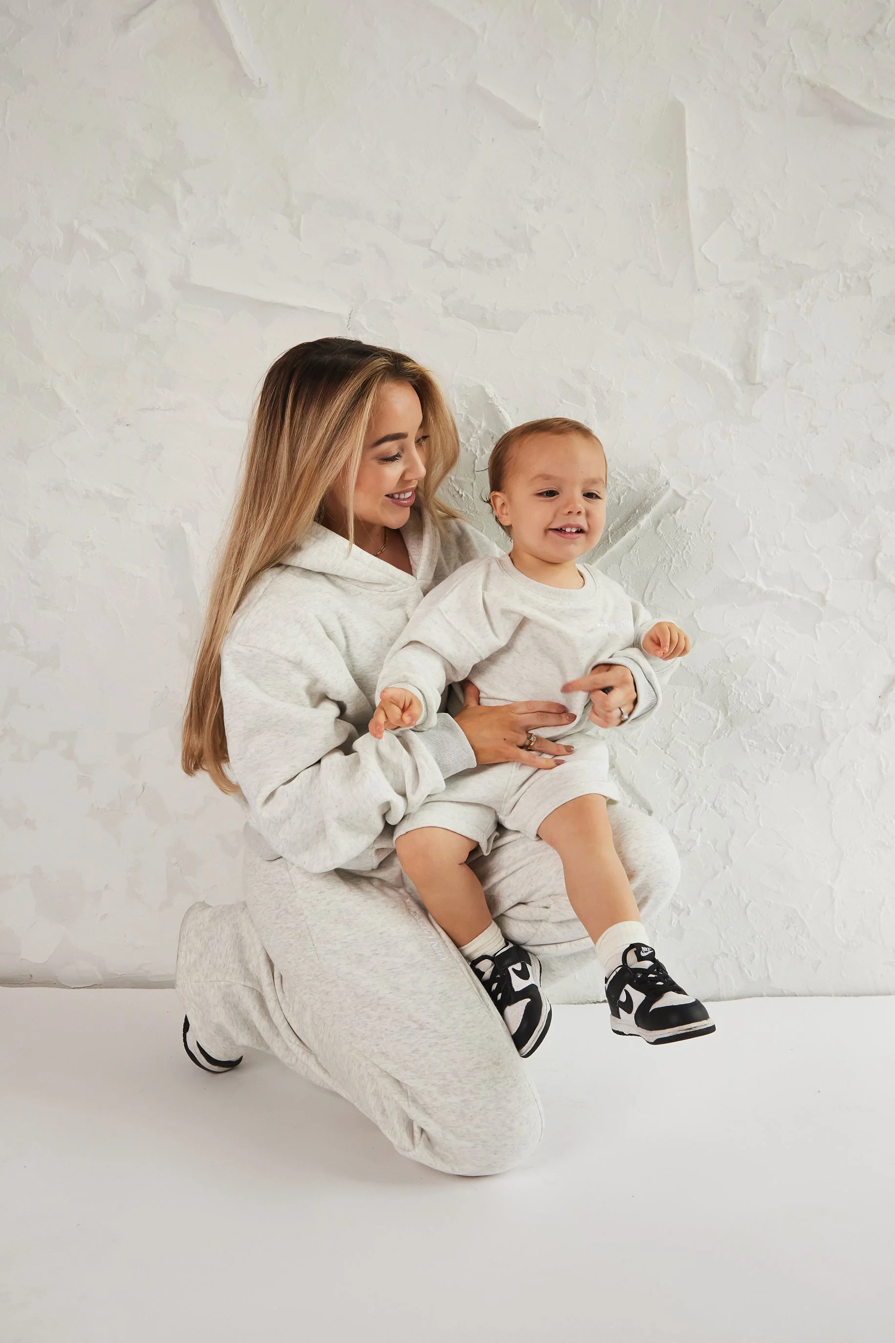 The Kids Essentials Shorts in Marl Grey - Image 8