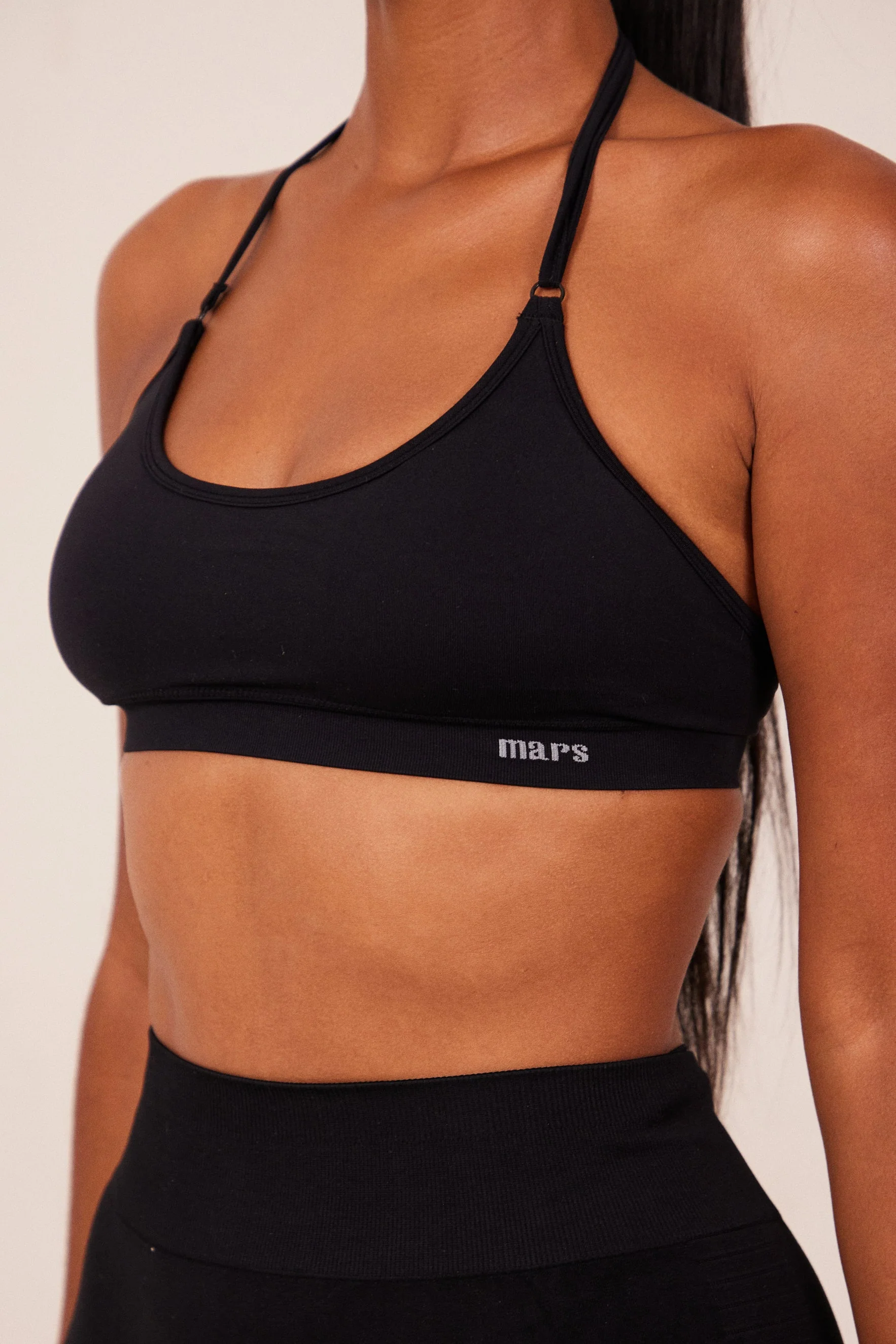 The Mars Seamless Bra in Black - Image 5
