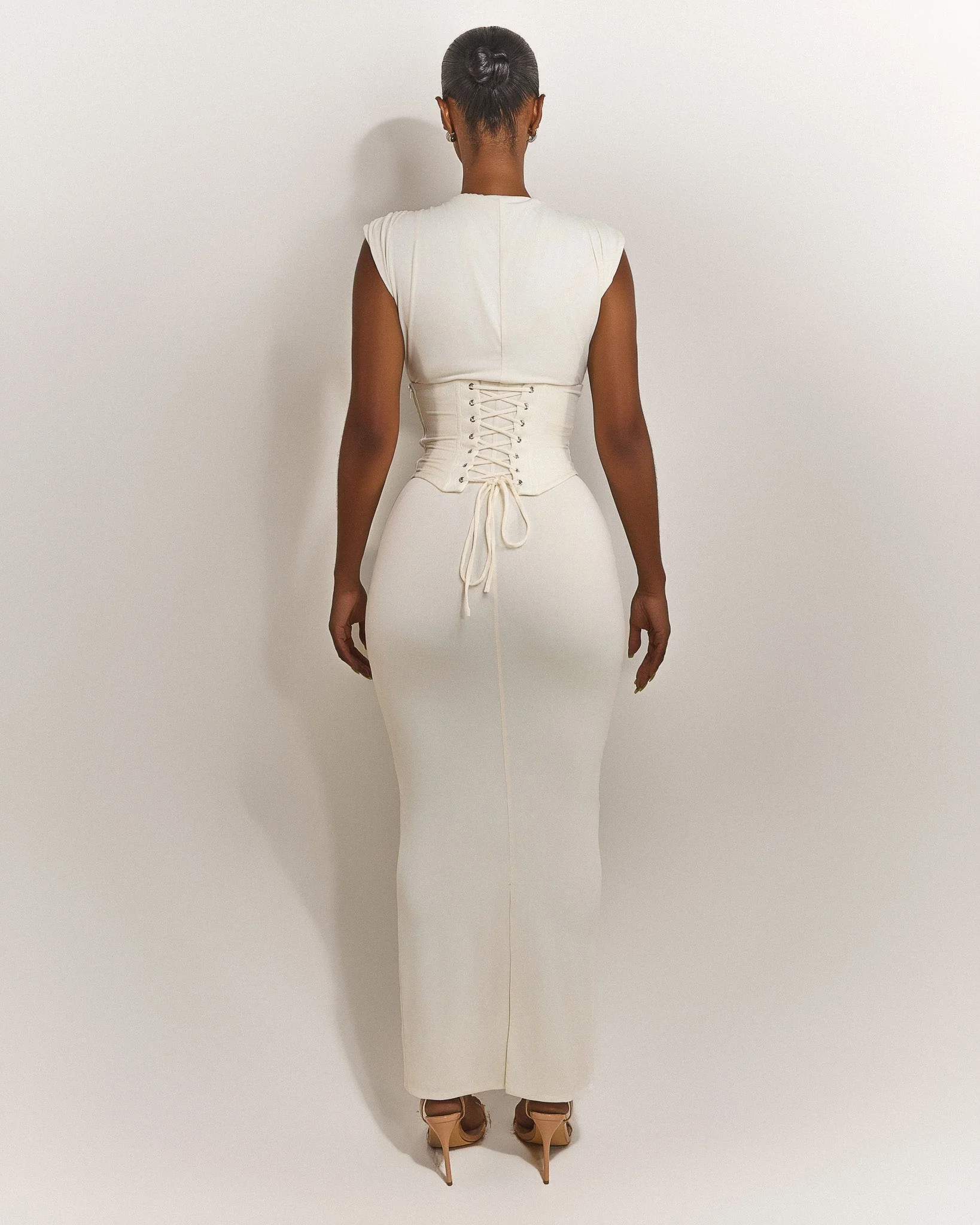 The Sandra Maxi in Cream - Image 5