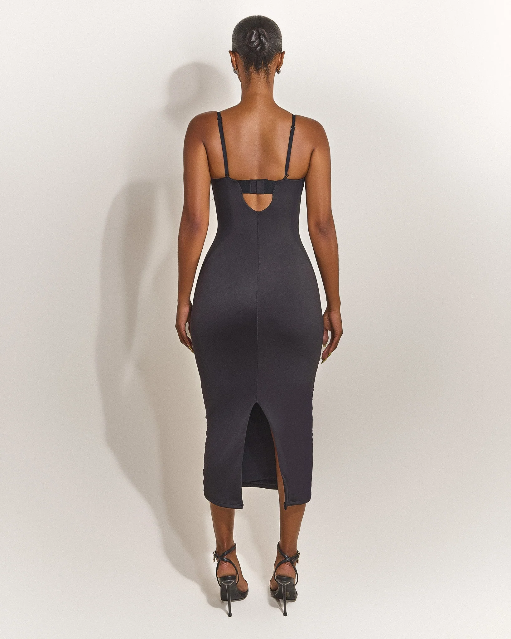 The Sculpt Midaxi in Black - Image 4