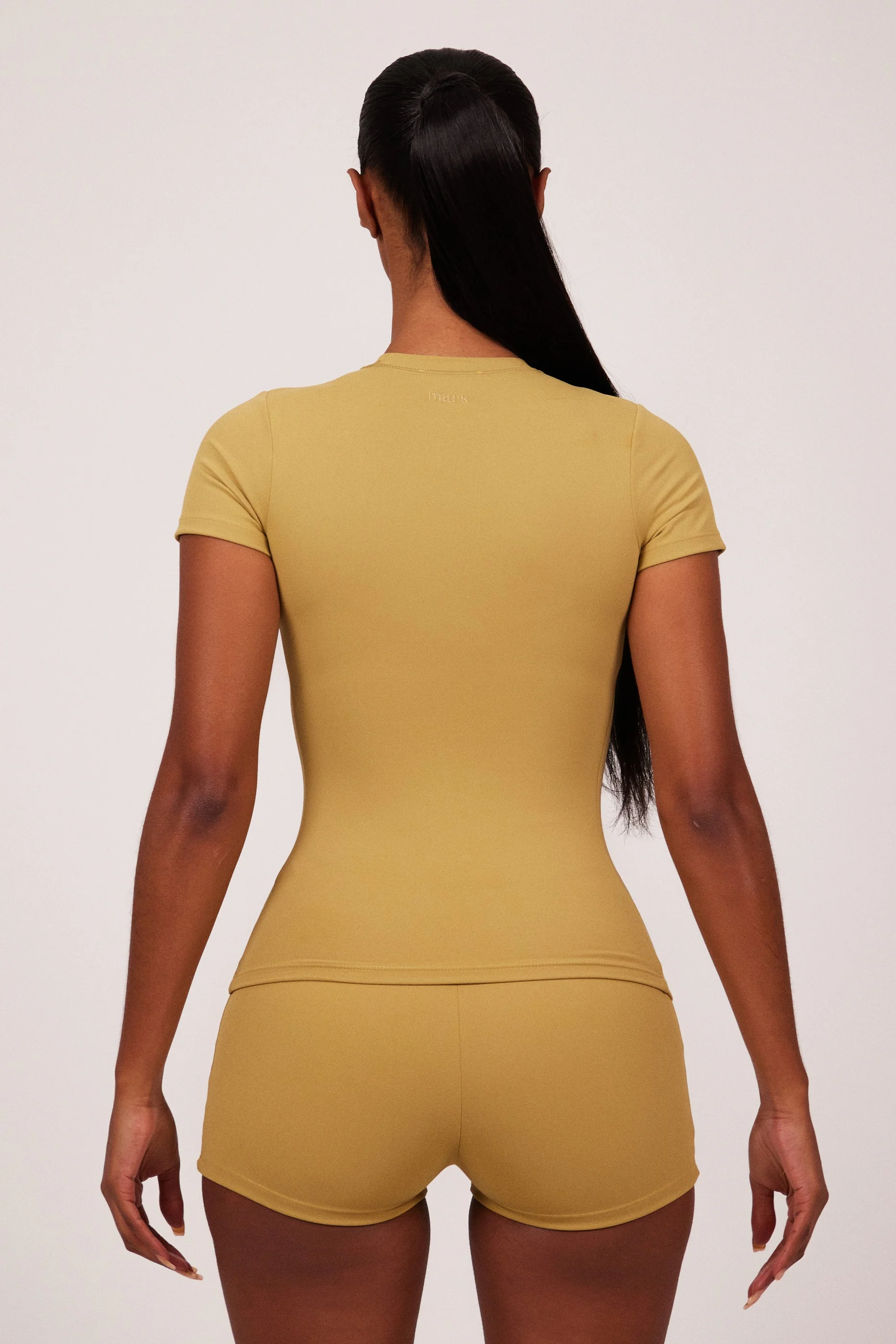 The Sculpt Short Sleeve Tee in Khaki - Image 3