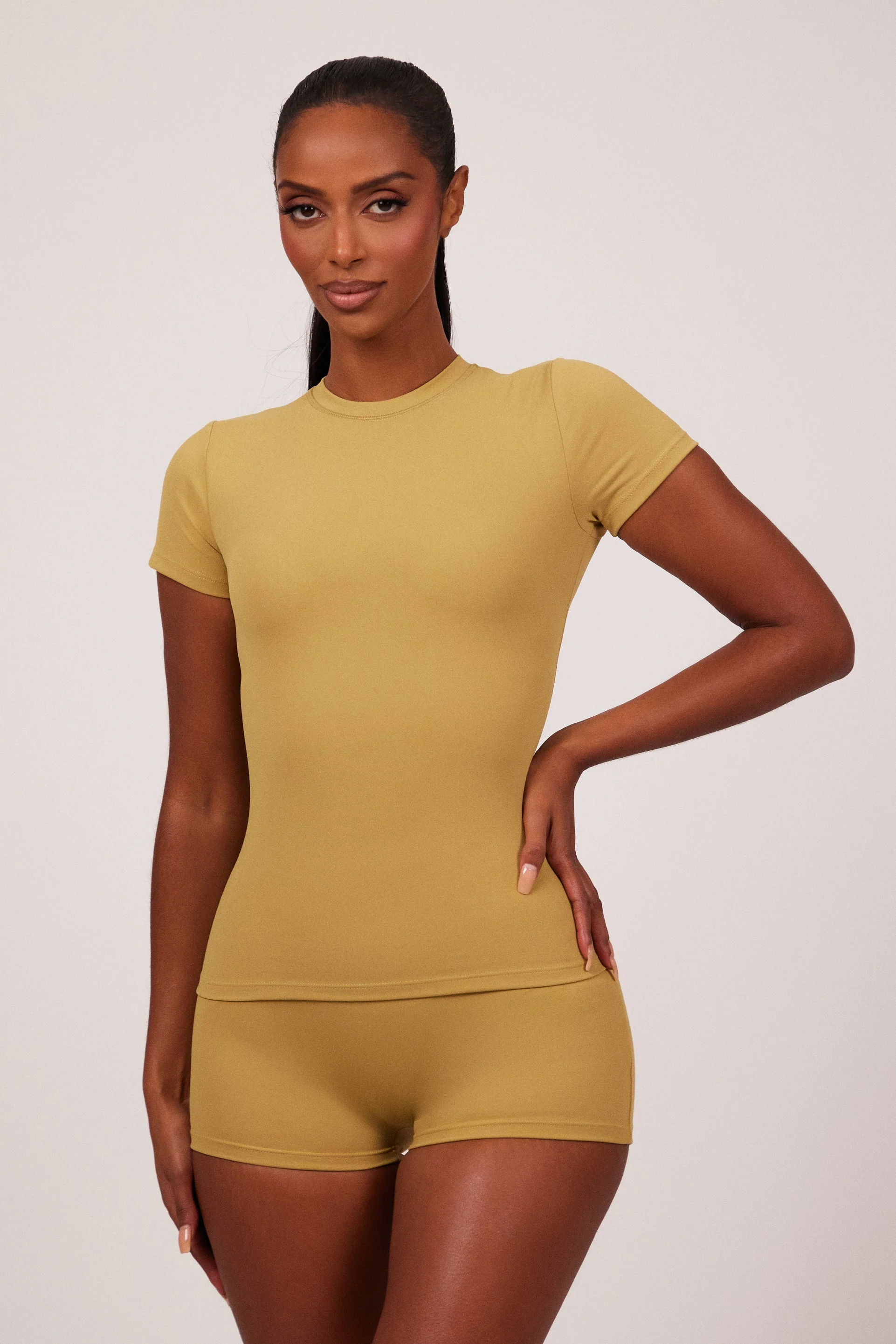 The Sculpt Short Sleeve Tee in Khaki - Image 4