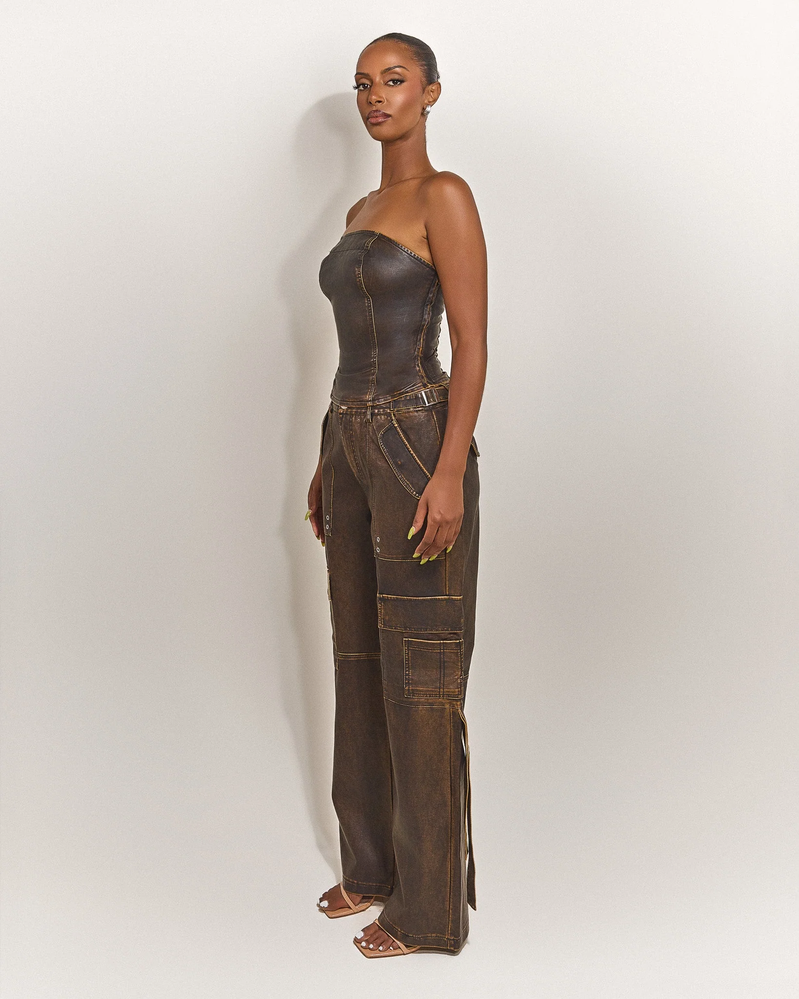 The Zeda Corset in Brown Wash - Image 3